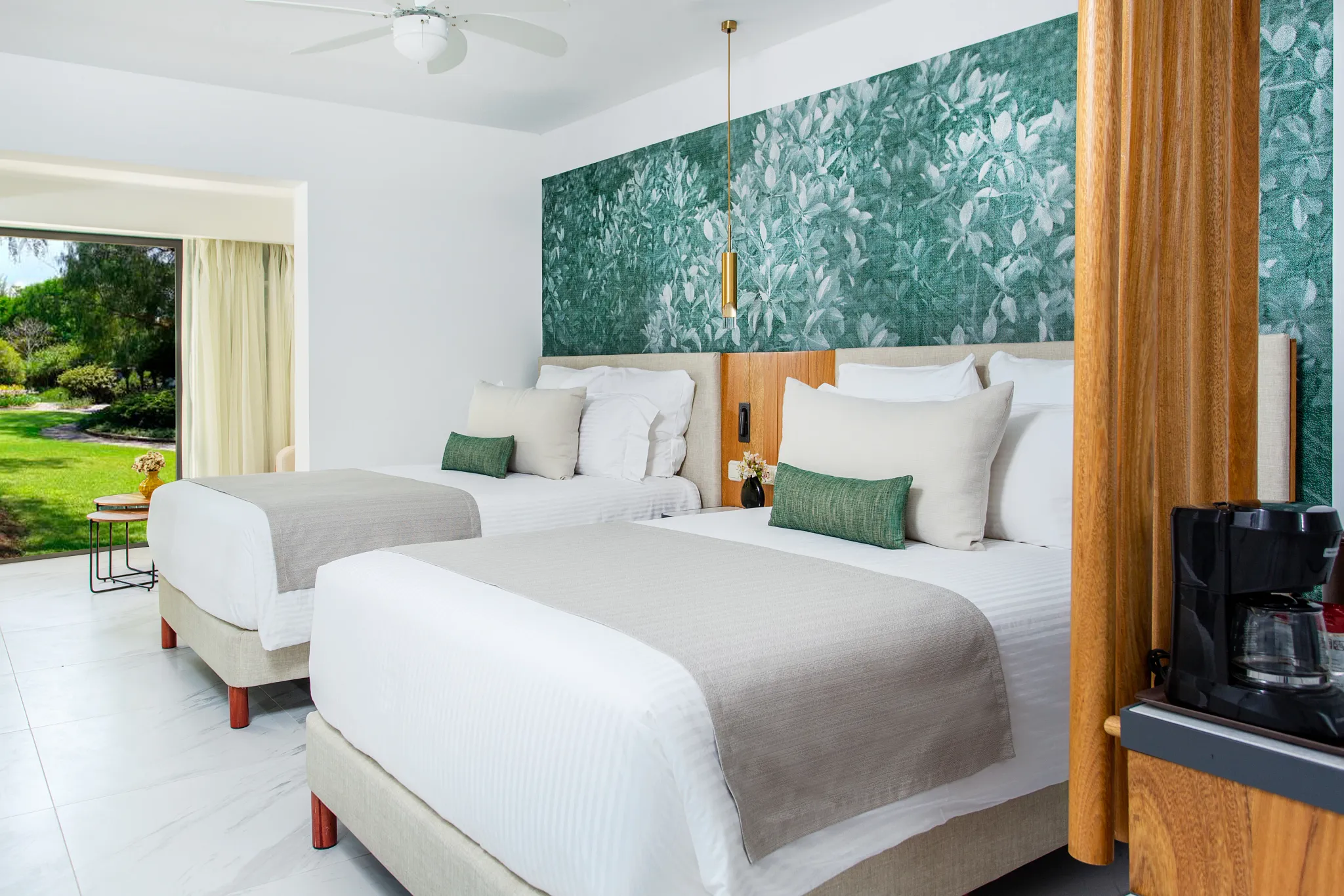 Dreams Flora Room